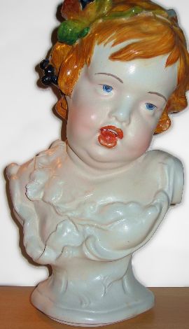 Knabe vor Restauration